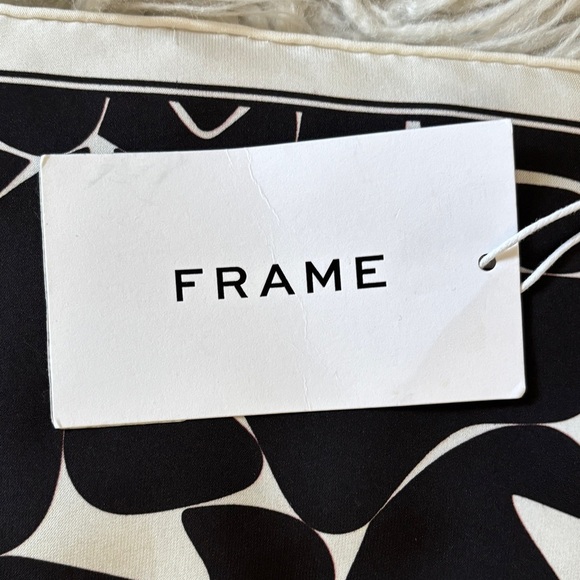 FRAME Silk Black and White Abstract Print Rolled Edge Square Scarf WFD216032 NWT - Picture 7 of 9
